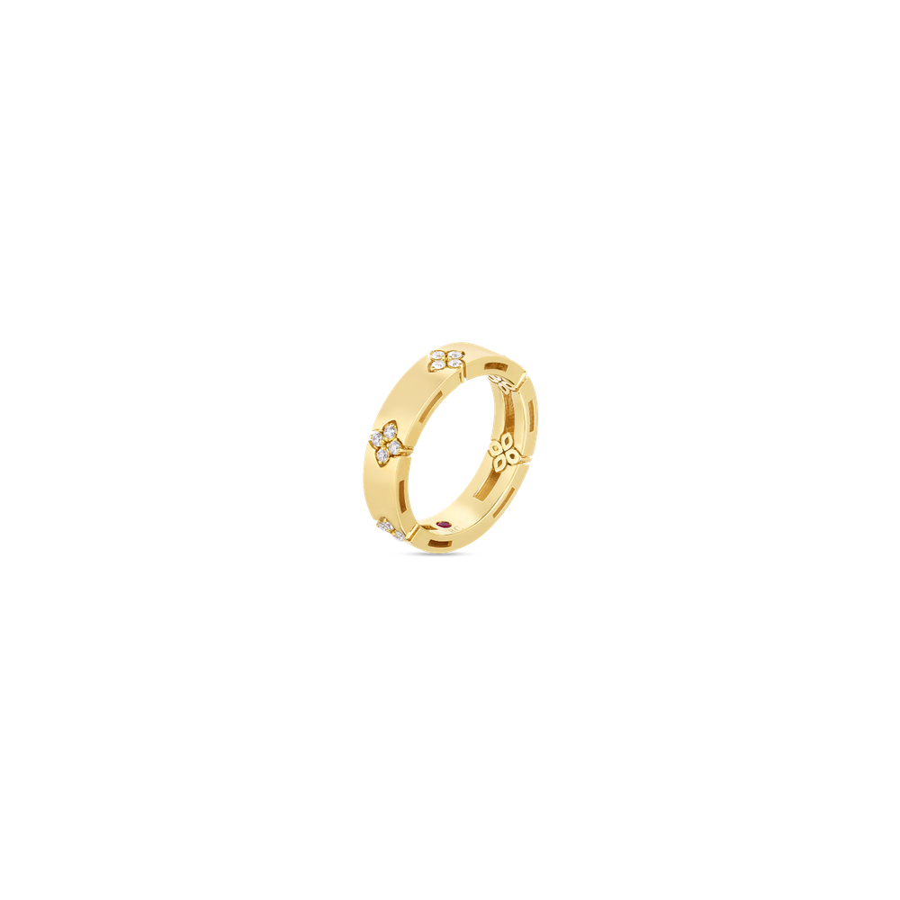 Love In Verona Narrow Diamond Accent Ring