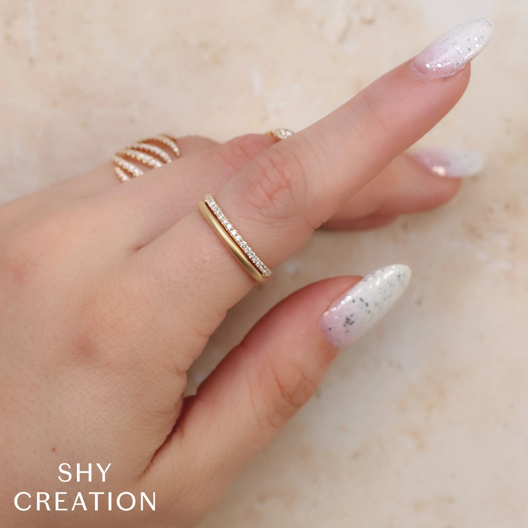 0.18CT 14K Y/G DIAMOND MATTE BAND