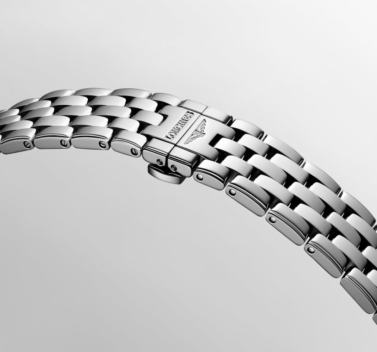 Flagship Classic 40.00 mm Black lacquered polished Stainless steel L49844586 L4.984.4.58.6 front and side view