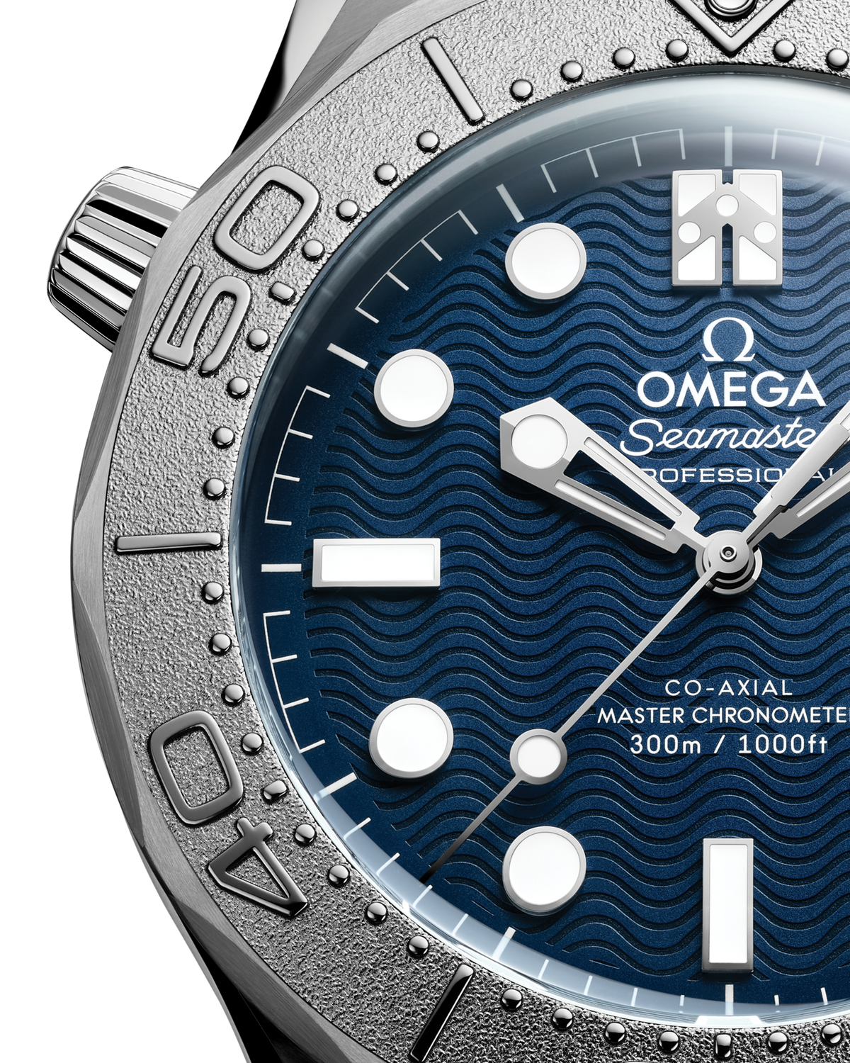 New James Bond Edition: Seamaster Diver 300M 42 mm, steel on steel