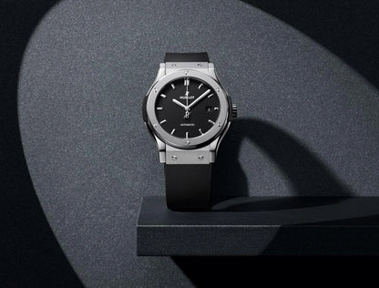 Classic Fusion Titanium on Rubber 42 mm