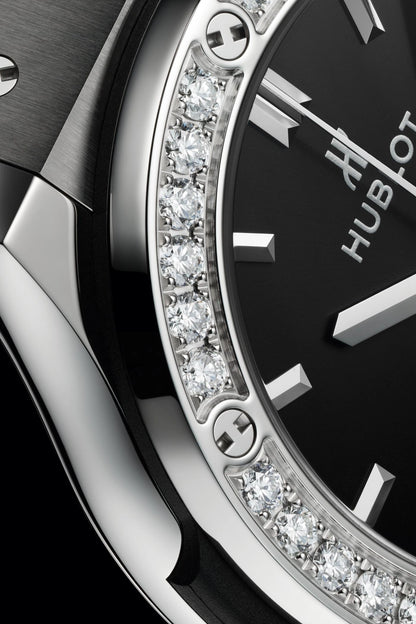 Classic Fusion Titanium Diamonds 38 mm
