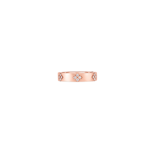 Love In Verona Narrow Diamond Accent Ring