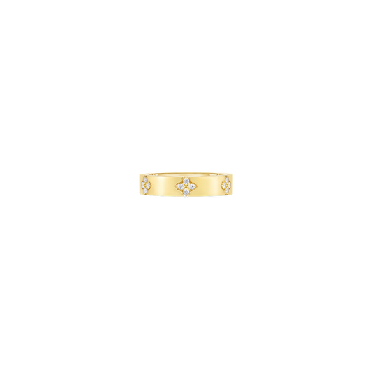 Love In Verona Narrow Diamond Accent Ring
