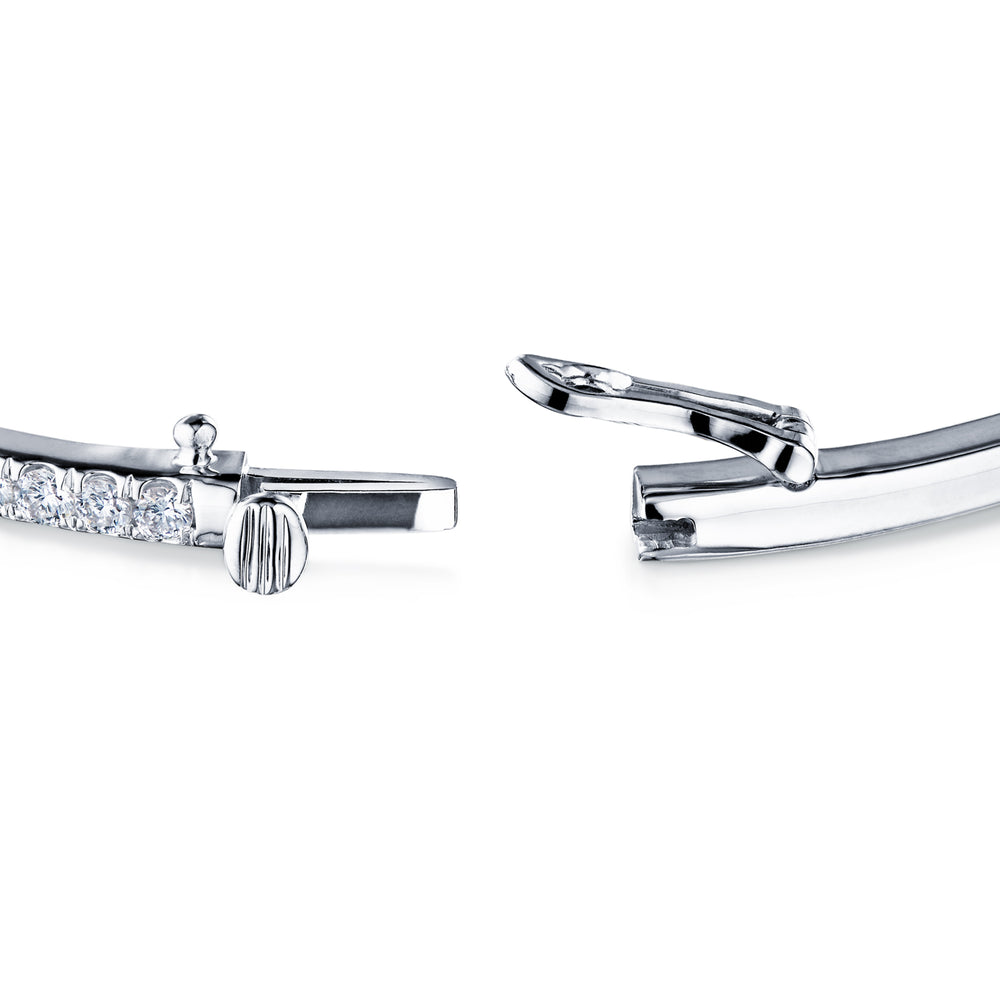 Kwiat Stackable Slim Bangle with Diamonds in 18K White Gold, 2.10 mm