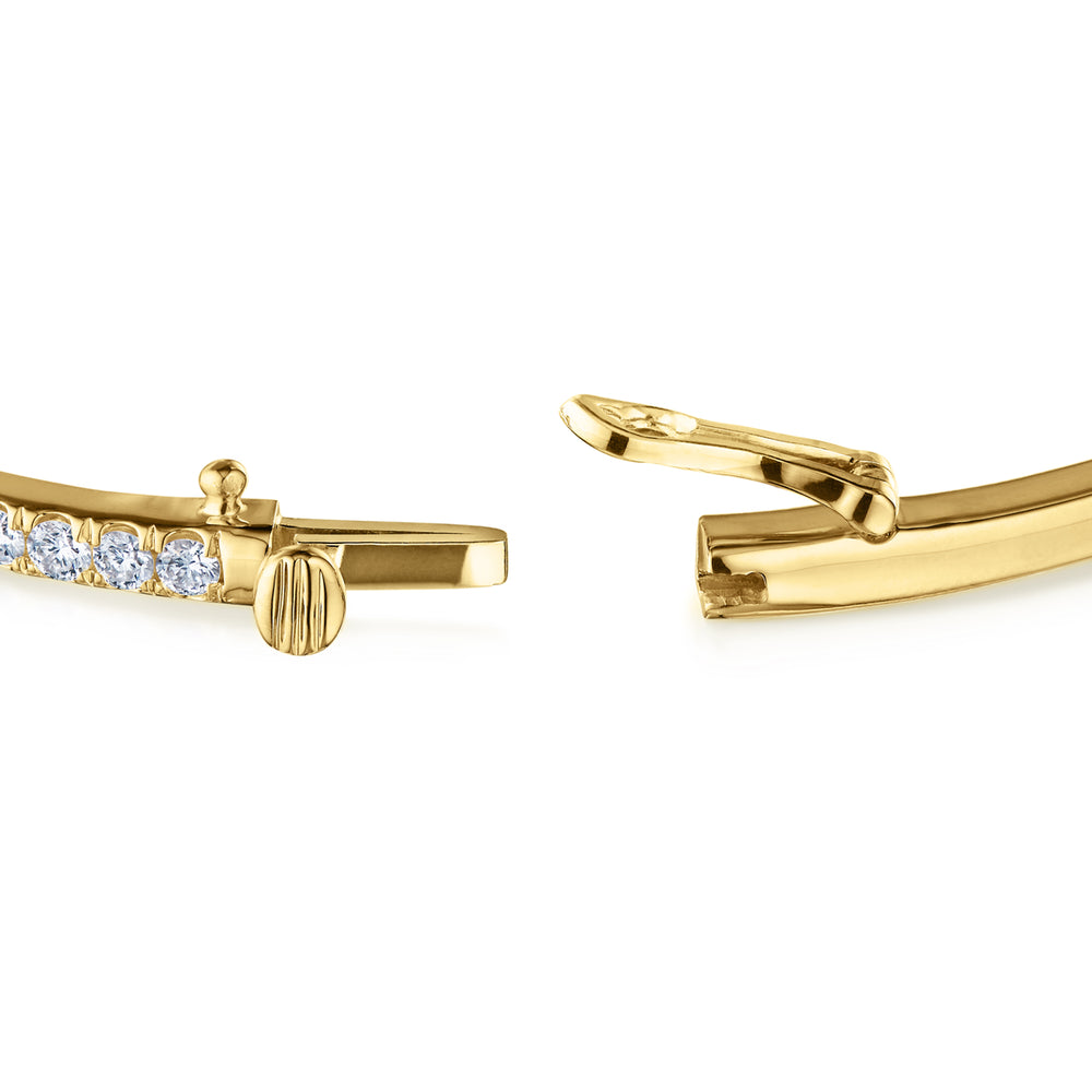 Kwiat Stackable Slim Bangle with Diamonds in 18K Yellow Gold, 2.10 mm