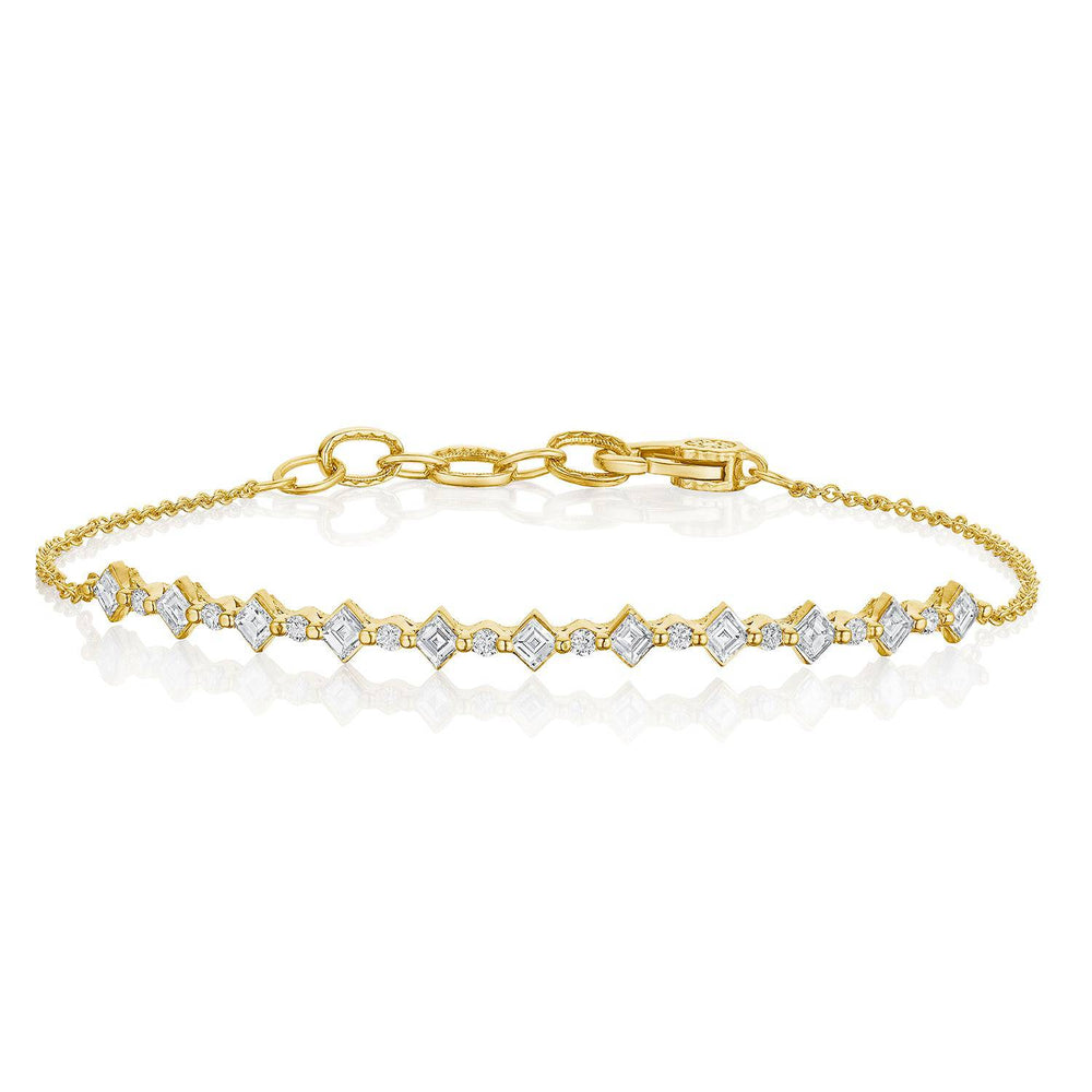 Carré and Round Diamond Bracelet in 18kt Yellow Gold