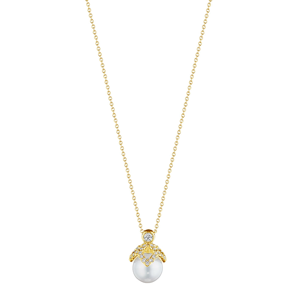 PETAL DIAMOND & PEARL CAP PENDANT