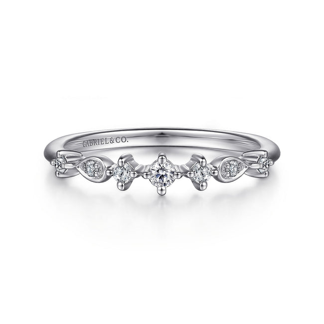 14K White Gold Single Prong Diamond Station Ring