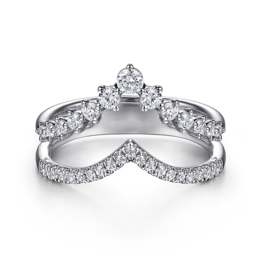 14K White Gold Graduating Diamond Chevron Ring
