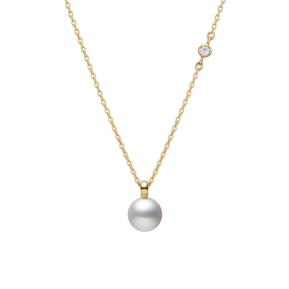 Akoya Cultured Pearl and Diamond Pendant in 18K Yellow Gold