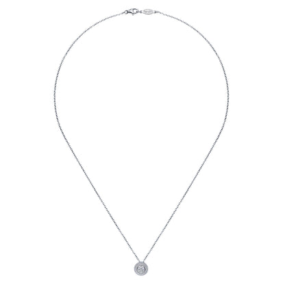 925 Sterling Silver Round Diamond Cluster Pendant Necklace