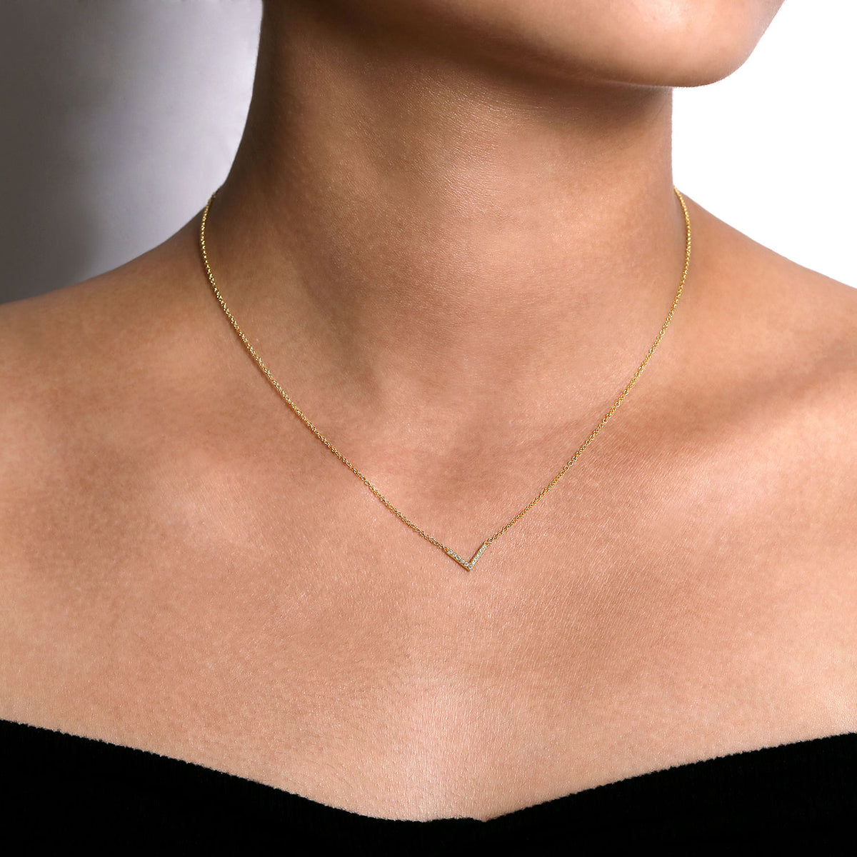 14K Yellow Gold Diamond Chevron Necklace