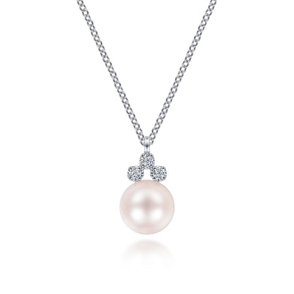 14K White Gold Diamond and Pearl Pendant Necklace