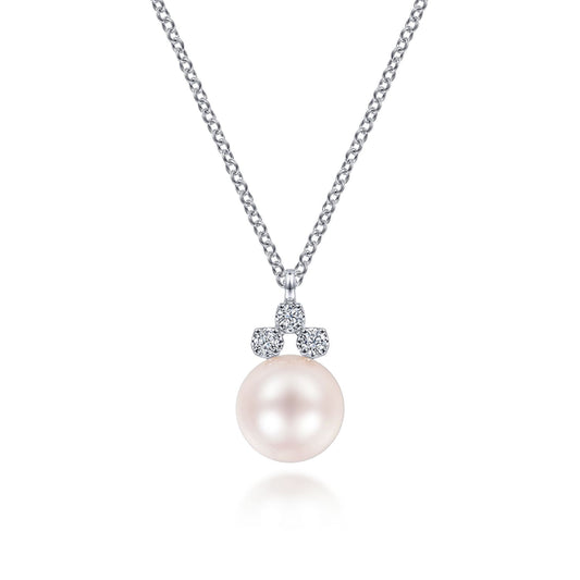 14K White Gold Diamond and Pearl Pendant Necklace