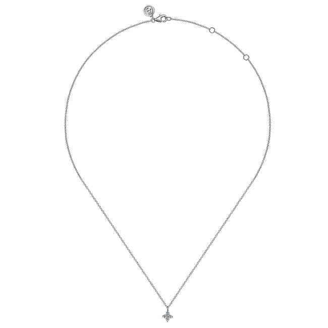14K White Gold Diamond Necklace W/Flower Shape