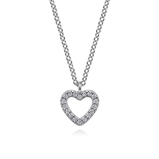 14K White Gold Diamond Heart Pendant Necklace
