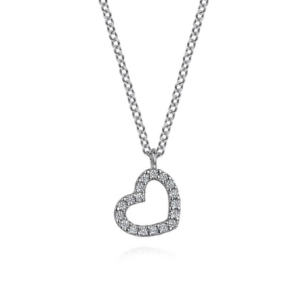 14K White Gold Diamond Heart Pendant Necklace