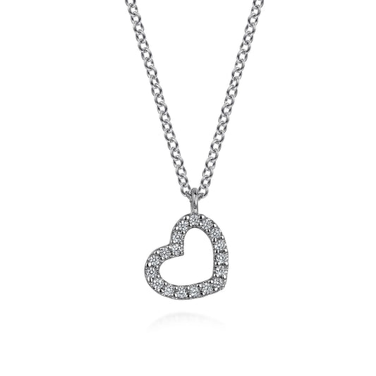 14K White Gold Diamond Heart Pendant Necklace