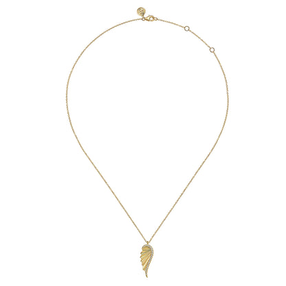 14K Yellow Gold Diamond Cut Wing Shape Pendant Necklace