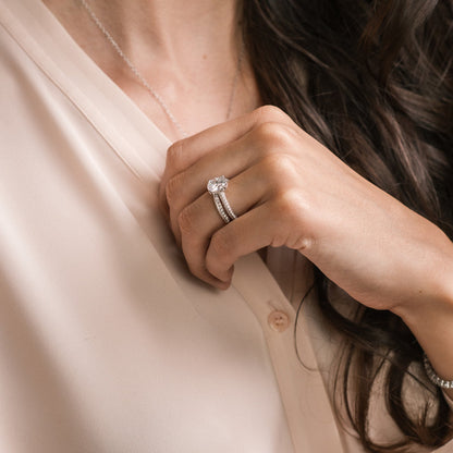 Knife Edge Milgrain Diamond Wedding Band