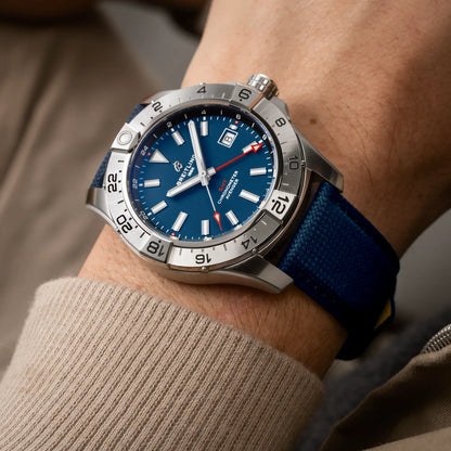 Avenger Automatic GMT 44 Stainless steel 44 mm A32320101C1X1 fifth view