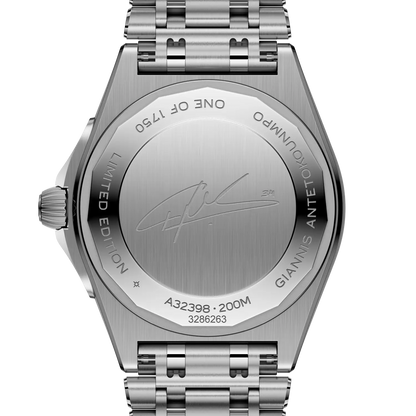 Chronomat Automatic GMT 40 Giannis Antetokounmpo Stainless steel 40 mm A32398A11L1A1 fourth view