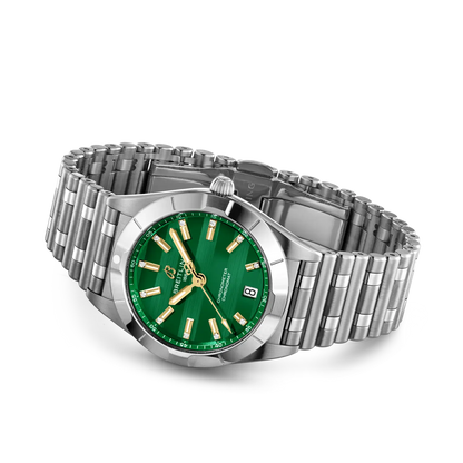 Chronomat 32 Six Nations Ireland Stainless steel 32 mm A773107A1L1A1 third view