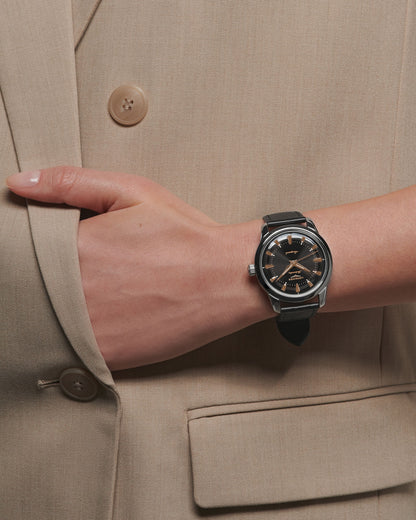 Conquest Heritage 38.00 mm Black lacquered polished Stainless steel L16494522 L1.649.4.52.2 back view