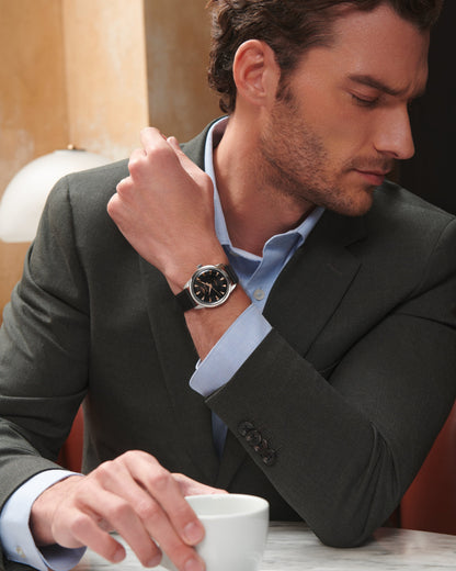 Conquest Heritage 40.00 mm Black lacquered polished Stainless steel L16504522 L1.650.4.52.2 back view