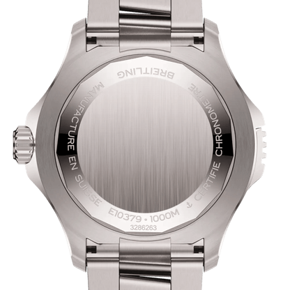Superocean Automatic 46 Super Diver Titanium 46 mm E10379351B1E1 third view