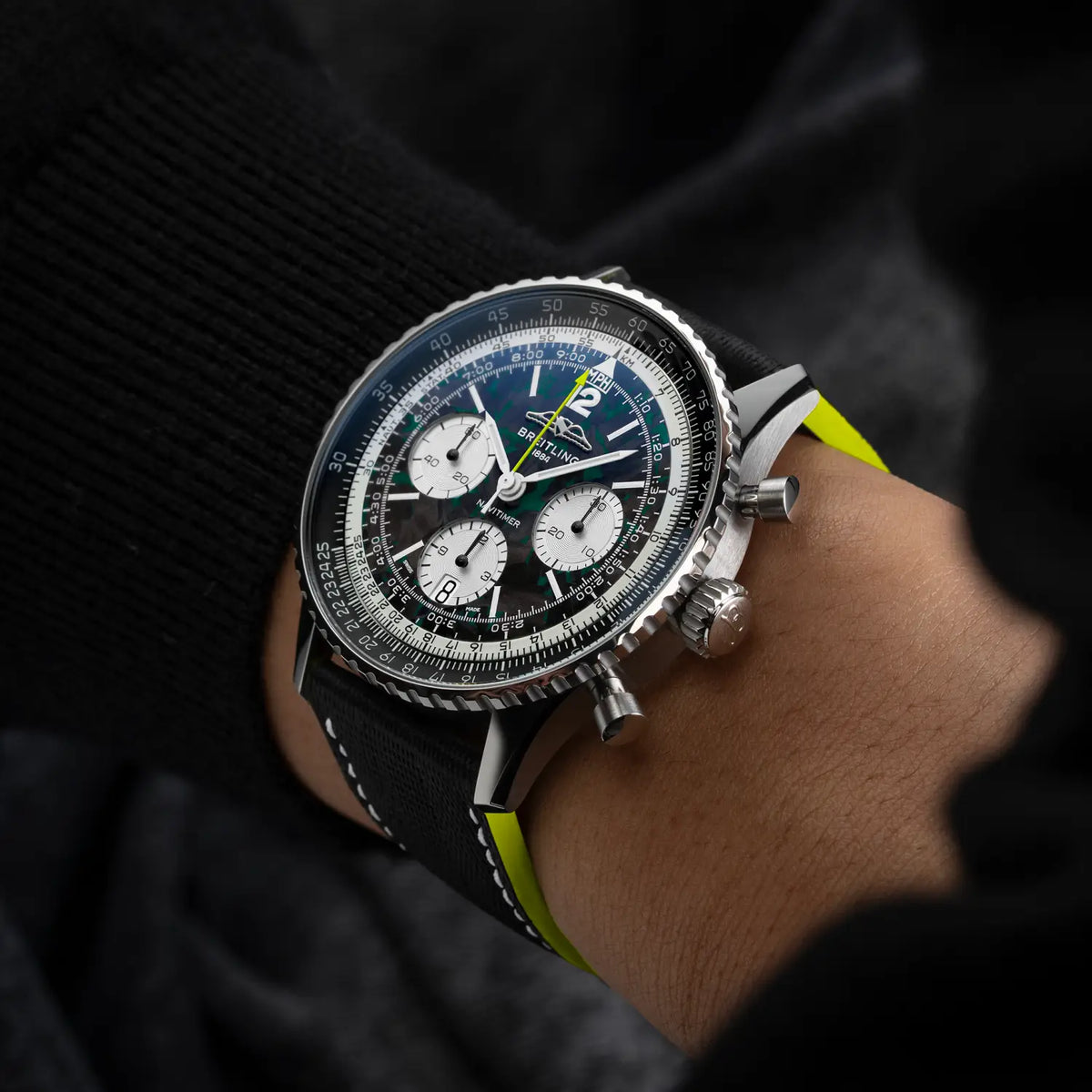 Navitimer B01 Chronograph 43 Aston Martin Aramco Formula ONE™ team Titanium 43 mm EB01381A1B1X1 fifth view