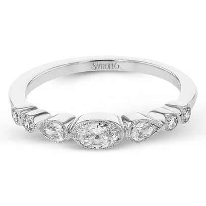 Fashion Ring in 18k Gold with Diamonds - Simon G. Jewelry