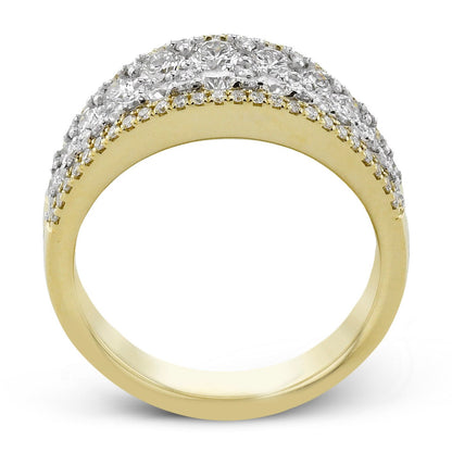 Fashion Ring In 18k Gold With Diamonds - Simon G. Jewelry