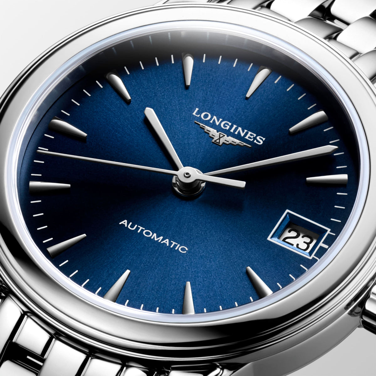 Flagship Classic 26.00 mm Sunray blue Stainless steel L42744926 L4.274.4.92.6 detailed view