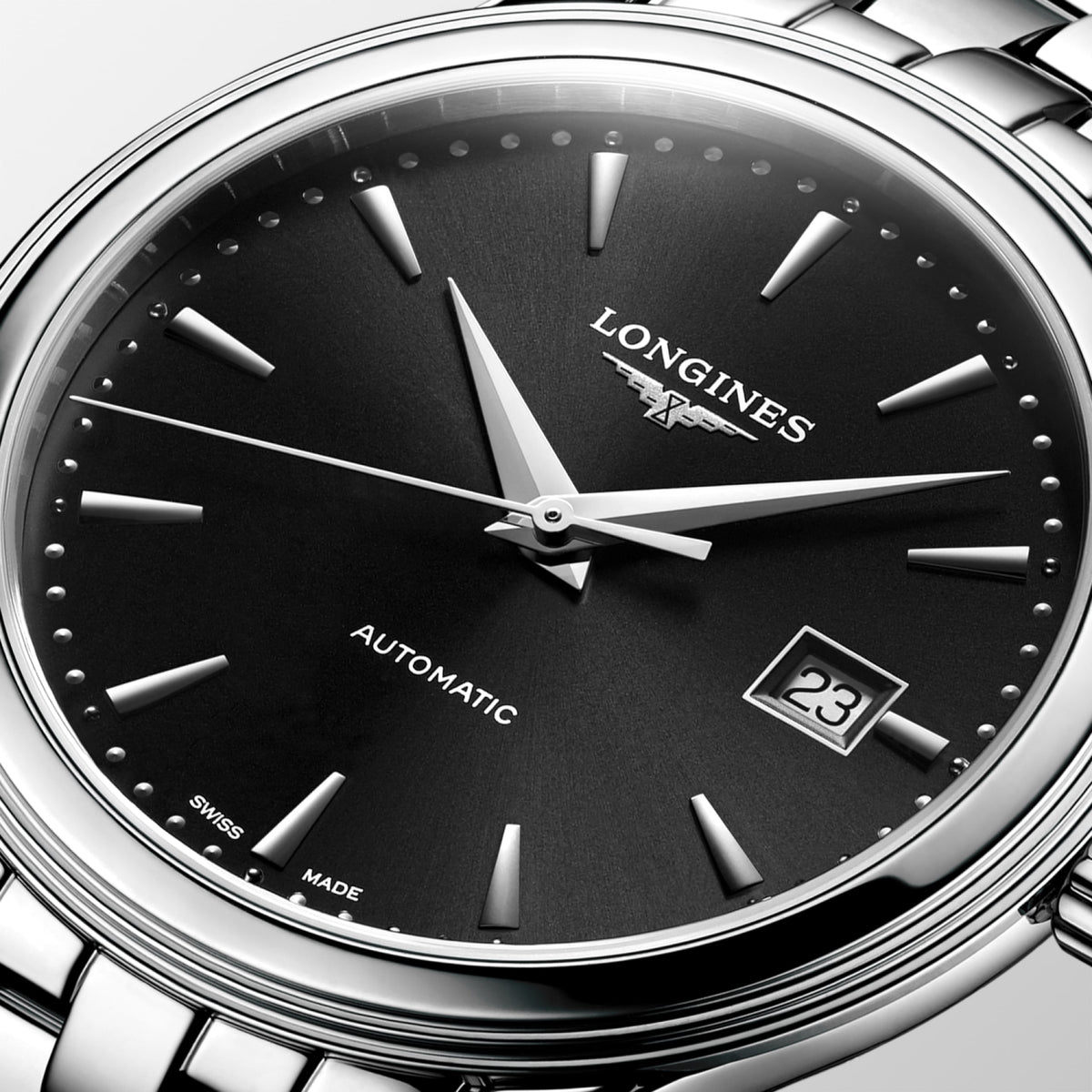 Flagship Classic 40.00 mm Sunray black Stainless steel L49844596 L4.984.4.59.6 detailed view