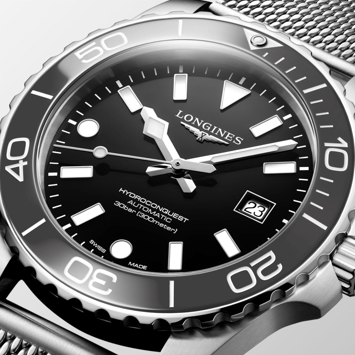 Hydroconquest 42.00 mm Black lacquered polished Stainless steel and ceramic bezel L37884706 L3.788.4.70.6 detailed view