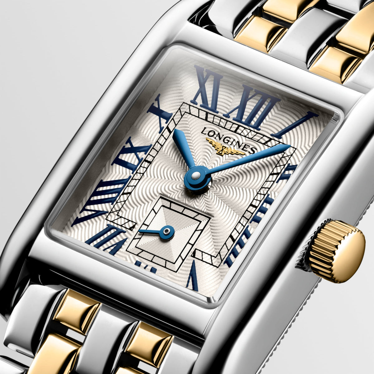 Longines Mini Dolcevita 21.50 X 29.00 mm Silver "flinqué" Stainless steel with 18 karat yellow gold crown L52005707 L5.200.5.70.7 detailed view
