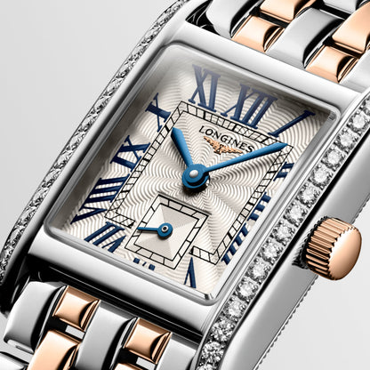 Longines Mini Dolcevita 21.50 X 29.00 mm Silver "flinqué" Stainless steel with rose gold 18 carats crown L52005797 L5.200.5.79.7 detailed view