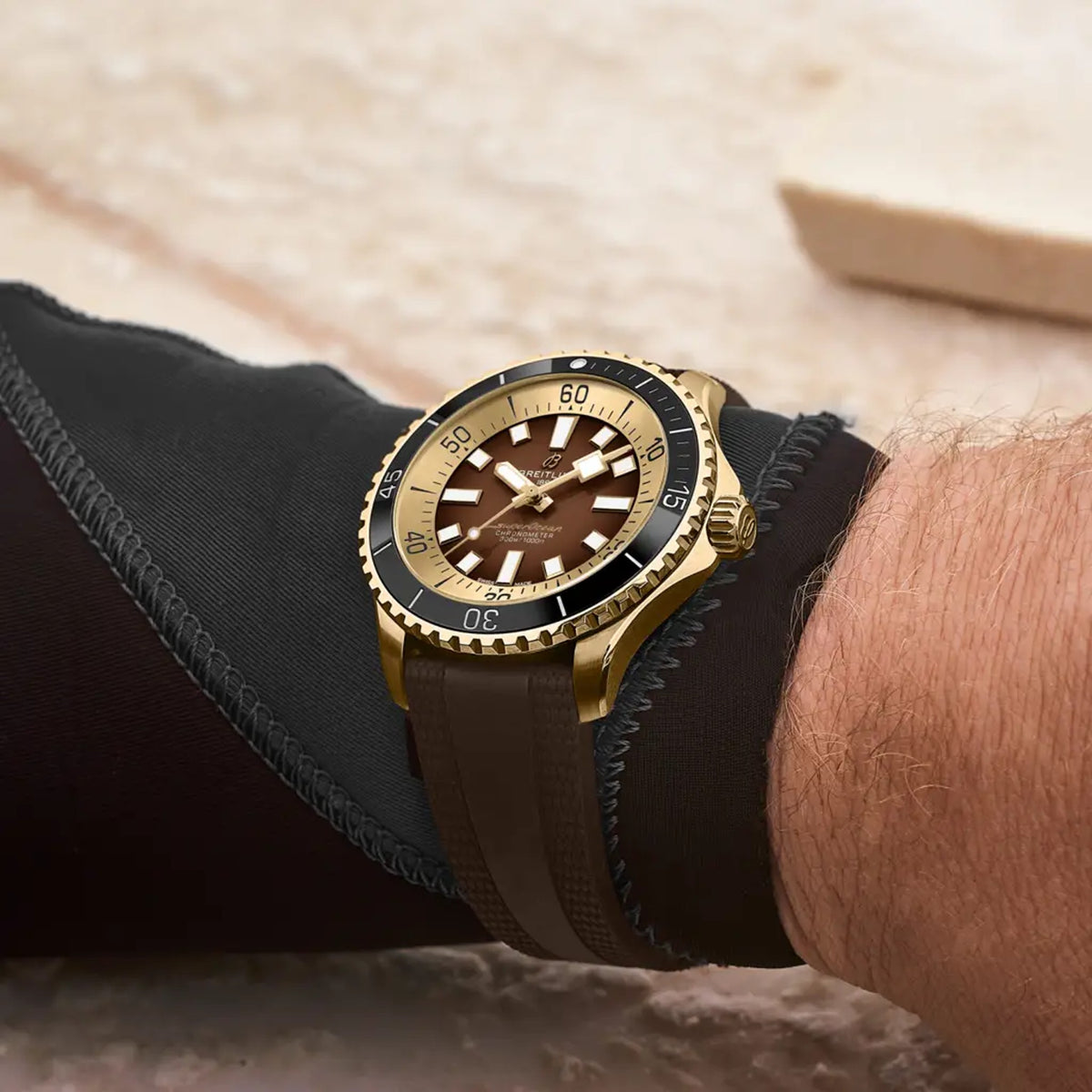 Superocean Automatic 44 Bronze 44 mm N17376201Q1S1 fourth view