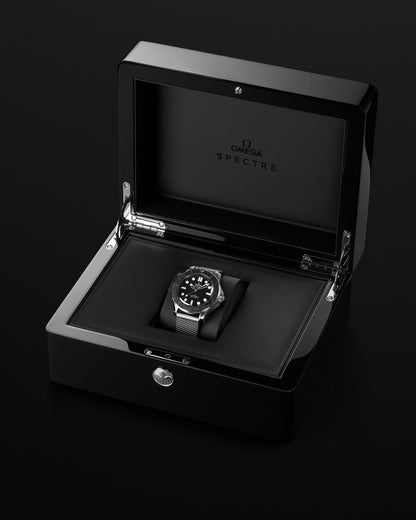 Spectre Edition: Seamaster Diver 300M 42 mm, steel on steel, James Bond
