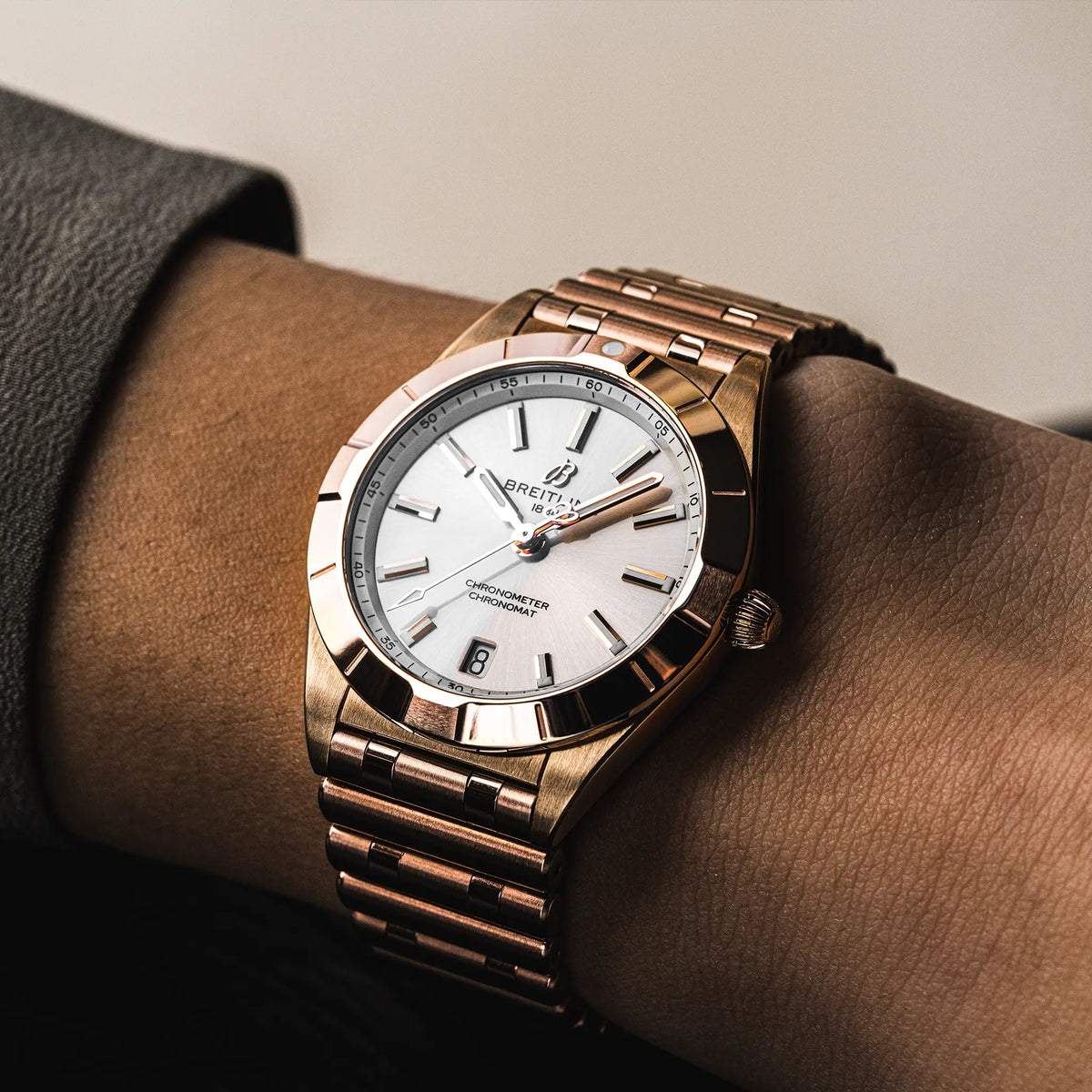 Chronomat 32 18k red gold 32 mm R77310101A1R1 fifth view