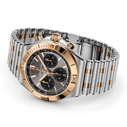 Chronomat B01 Chronograph 42 Stainless steel & 18k red gold 42 mm UB0158101B1U1 third view
