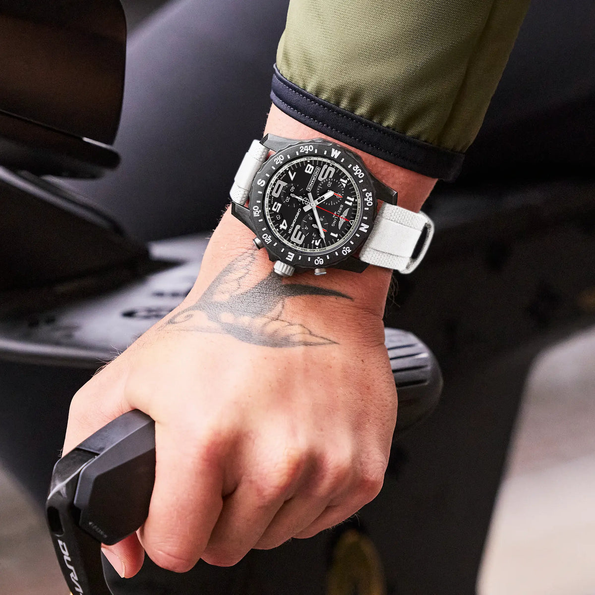 Endurance Pro 44 Breitlight® 44 mm X82310A71B1S2 fifth view