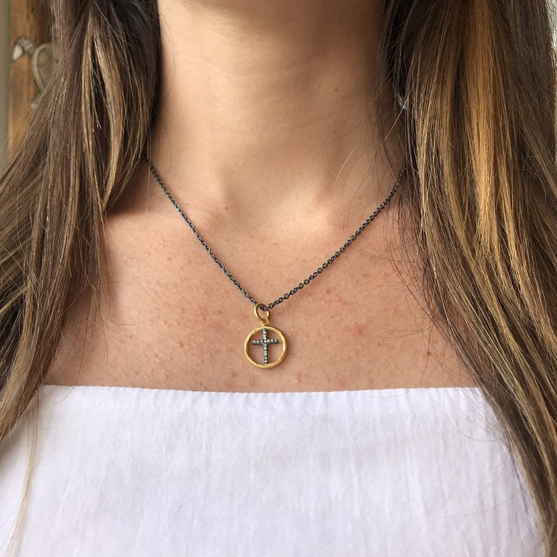 Lika Behar Circle Pendant