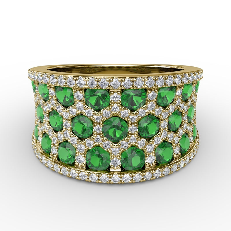 Fana Motif Emerald and Diamond Ring