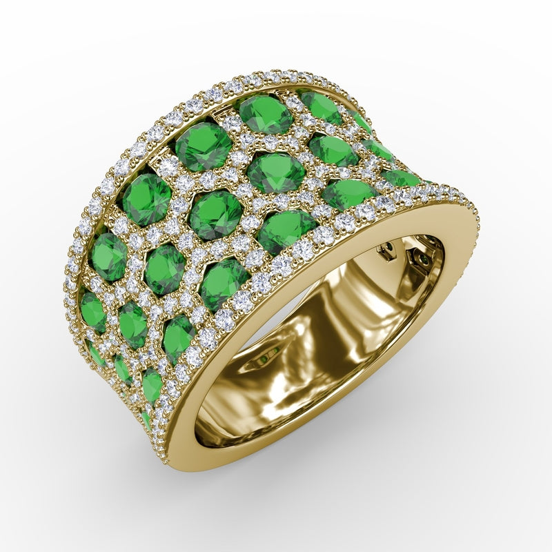 Fana Motif Emerald and Diamond Ring