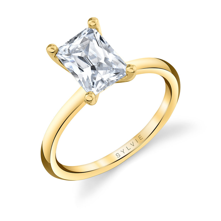 Radiant Cut Solitaire Engagement Ring - Amelia 14k Gold Yellow