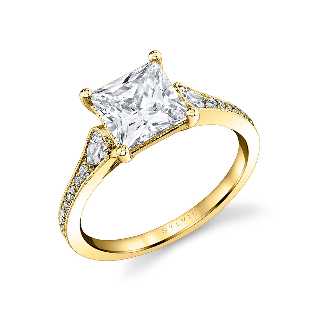 Princess Cut Unique Engagement Ring - Esmeralda 18k Gold Yellow