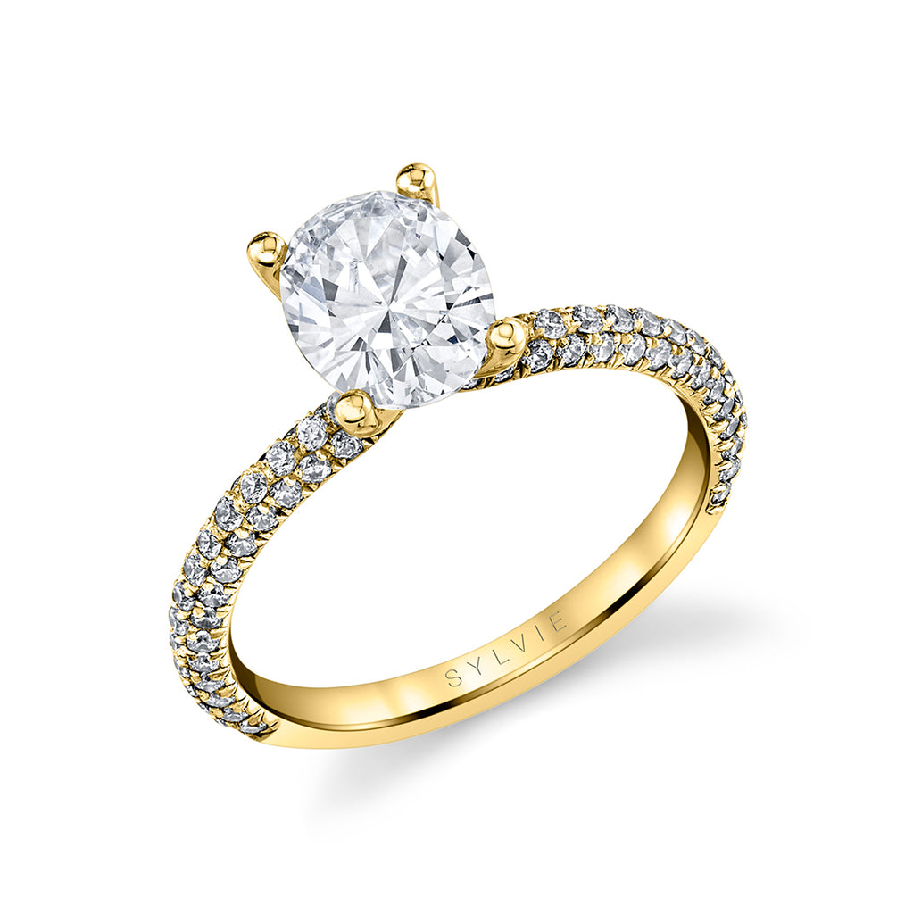 Oval Cut Classic Pave Engagement Ring - Braylin 18k Gold Yellow